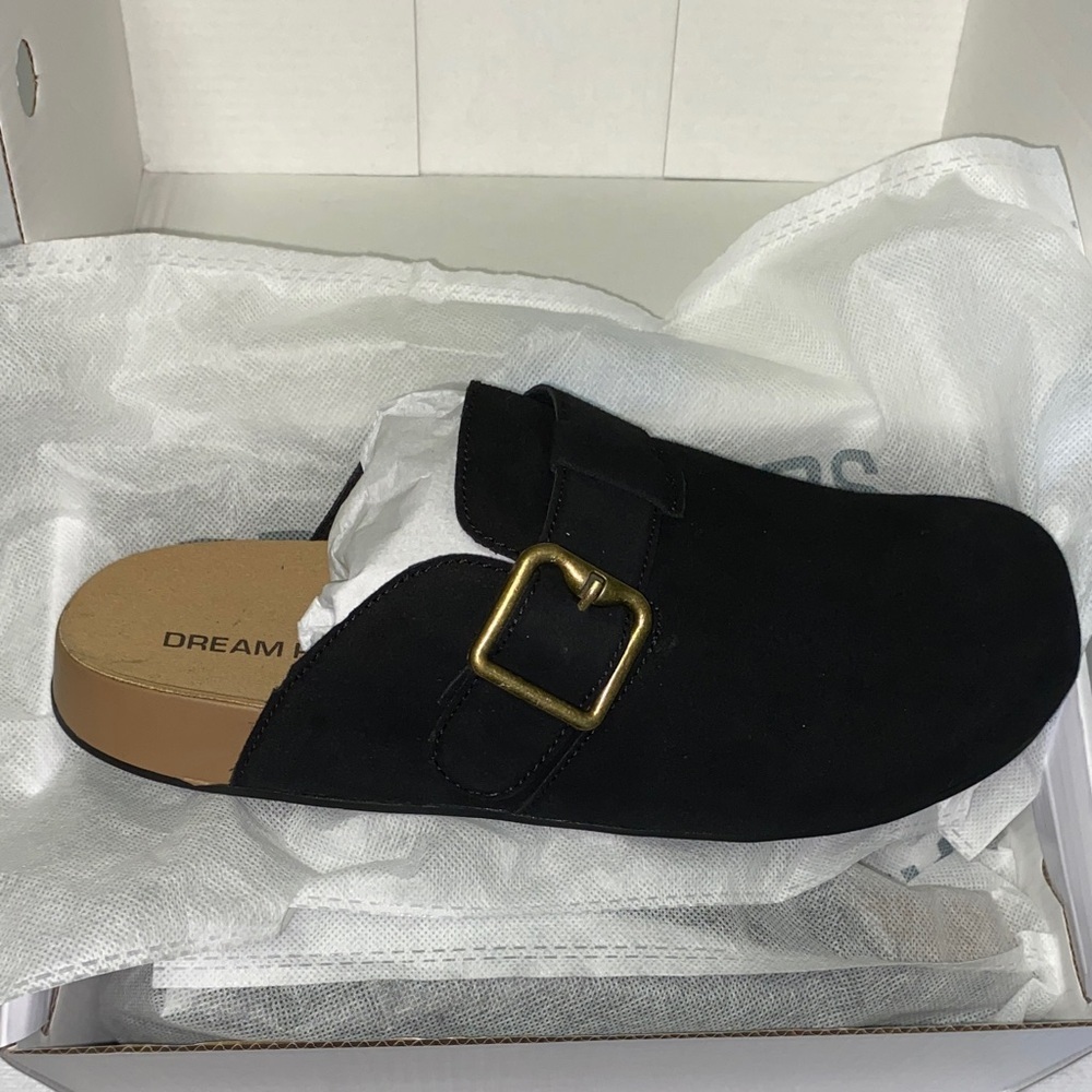 ⭐️ 3/$15 • 🆕 Dream Pairs• Black Mules• Gold Buckle - Picture 2 of 3